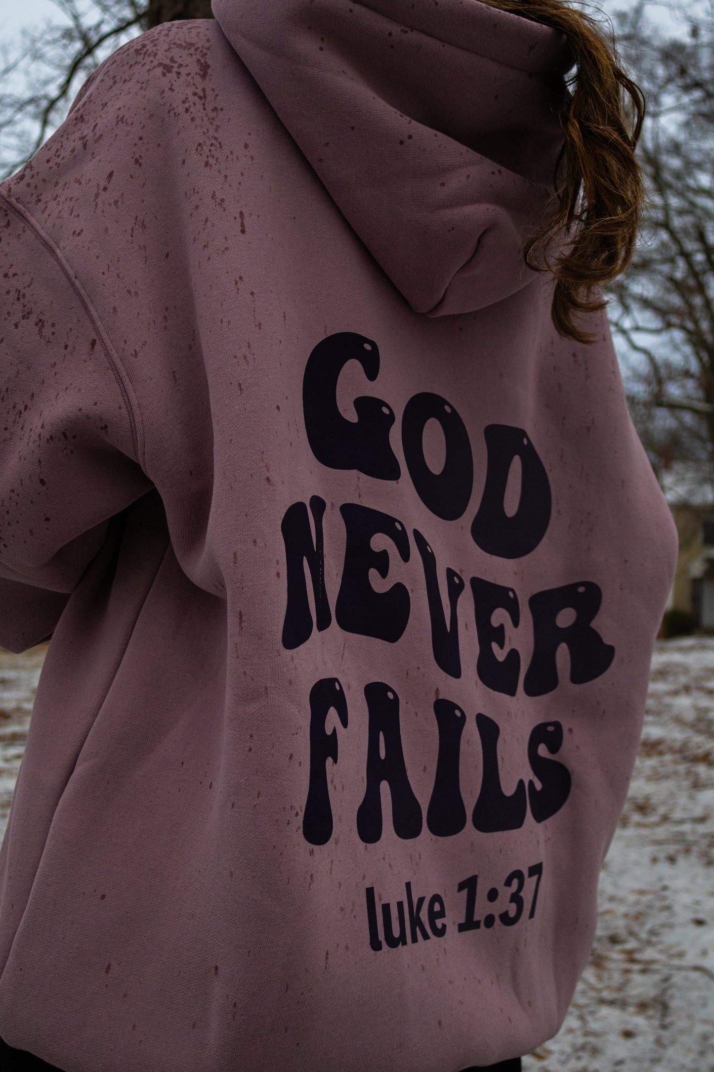 GOD NEVER FAILS - Cozy Fleece Hoodie