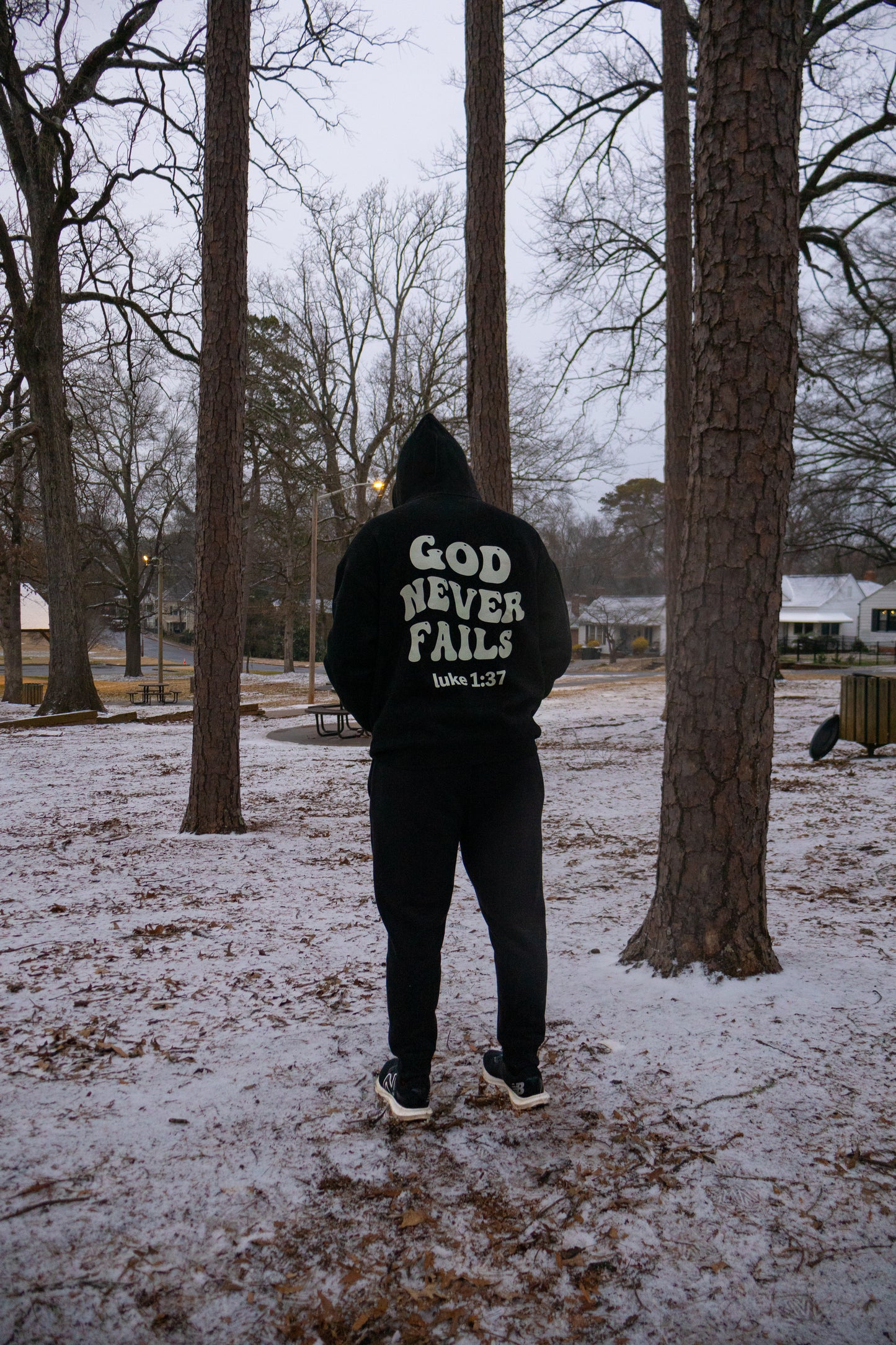 GOD NEVER FAILS - Cozy Fleece Hoodie